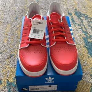 NEW adidas AR low Men’s size 11